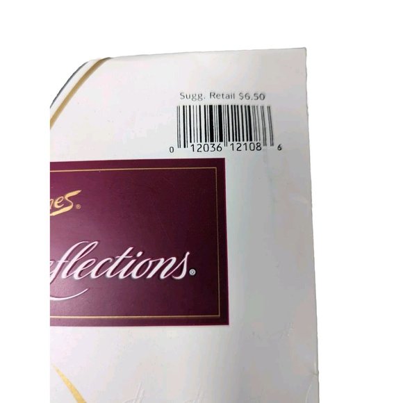 Hanes Silk Reflections Silky Sheer Barely Black Sandalfoot Pantyhose Size AB VTG - Picture 3 of 5